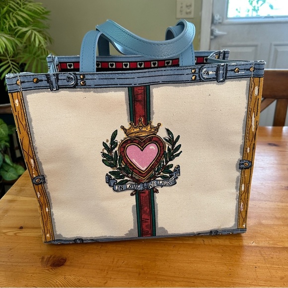 Brighton Tote Bag In Love We Trust Heart Dog Tom Clancy Artwork Shopper NWOT - Picture 2 of 8